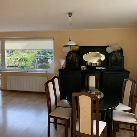 Dom Z Ogrodem Blisko Trójmiasta I Kaszub * Dobrzewino