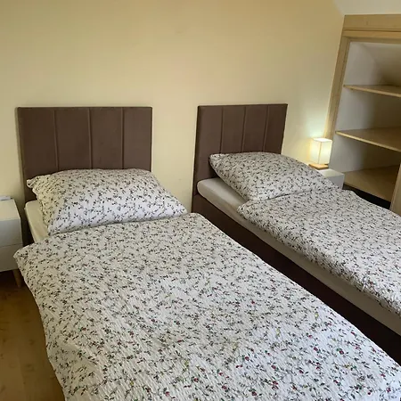 Villa Dom Z Ogrodem Blisko Trójmiasta I Kaszub Dobrzewino