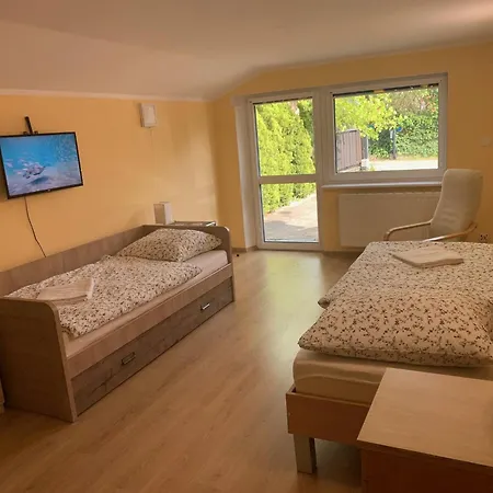 Dom Z Ogrodem Blisko Trojmiasta I Kaszub Dobrzewino