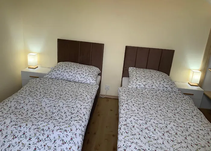 Dom Z Ogrodem Blisko Trojmiasta I Kaszub Dobrzewino